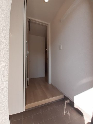 レガリアⅠの玄関