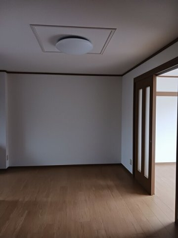 エターナルサクセスの居間・リビング