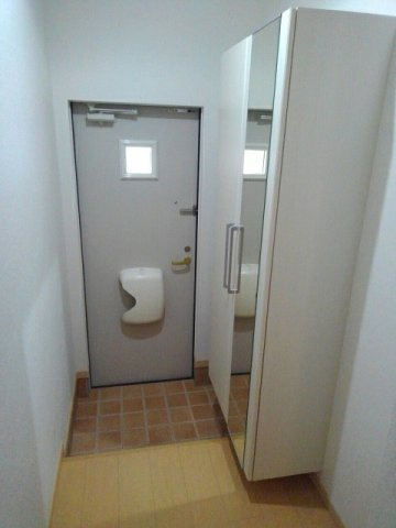 グローリーラビーンＡの玄関