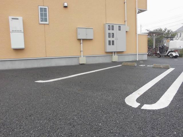 エクセランＡの駐車場