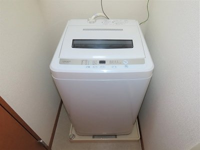 レオパレスつくしのその他|洗濯機も付いています