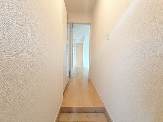 プルミエリアⅠの玄関