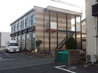 レオパレスコートアベⅤの外観