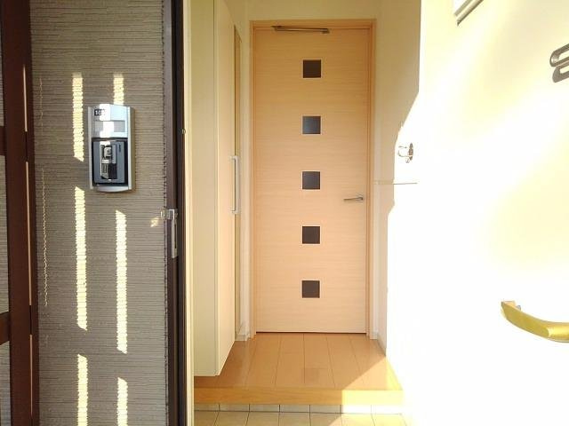 アオーラ　泉の玄関