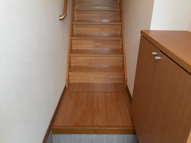 スルヤＢの玄関