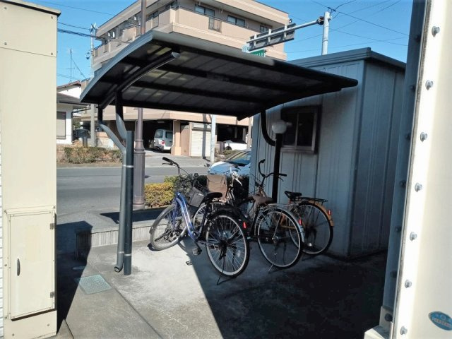 レオパレスヴァンサンカンのその他|自転車置き場