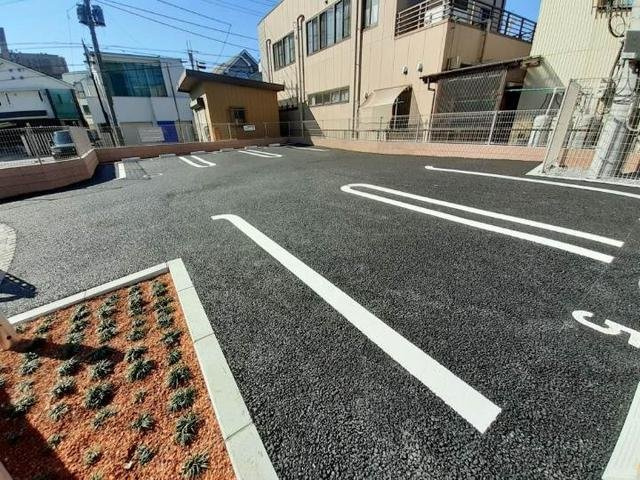 グラン　メゾンの駐車場