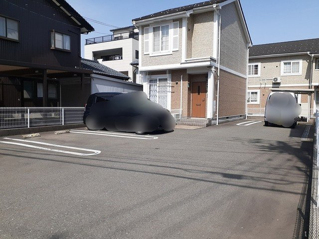 グランドール　Ｆ１の駐車場