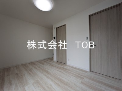 【居間・リビング】 | T's Cuore調布 | 洋室5.6帖