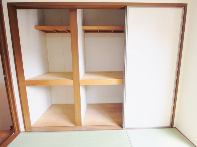 サザンヒル　B棟の収納