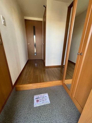 緑の家の玄関
