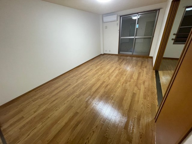 緑の家の居間・リビング