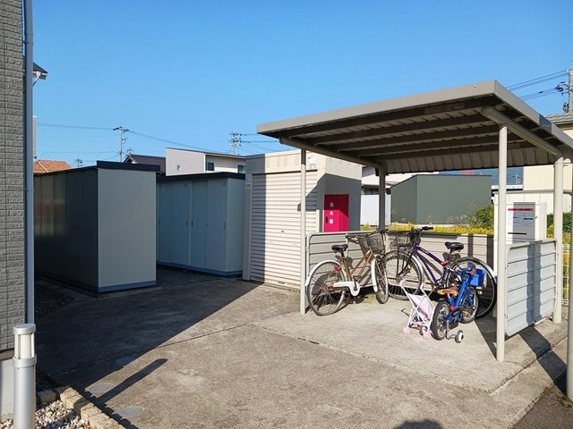 エル　ガーデンⅢの設備