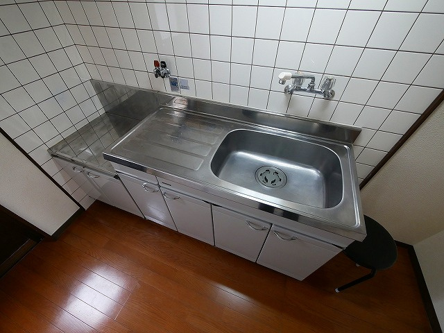 安川貸家のキッチン
