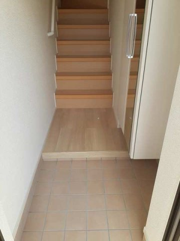 アルバライズ　グリシーナｕｎｏの玄関|明るい玄関です