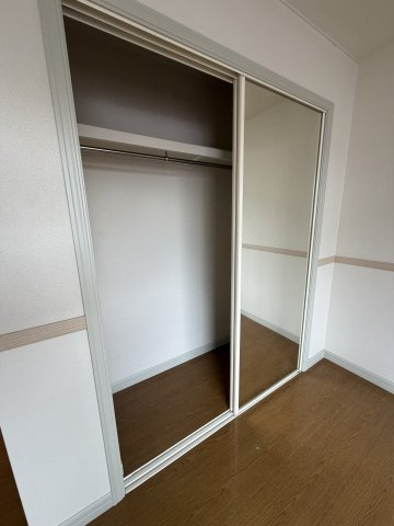 川口市大字石神のアパートのその他
