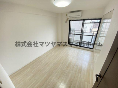 【洋室】 | ルルド今米