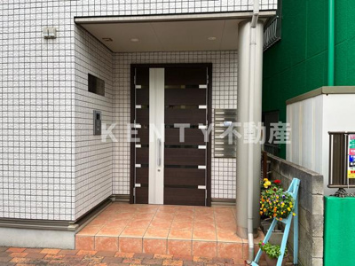 【エントランス】 | ファーシル．Ｍ．Ａ | 建物の内部です