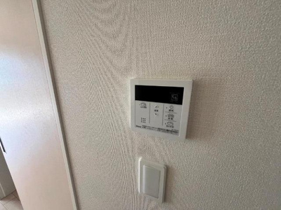 【その他】 | 仮）仲原２丁目新築アパート | 給湯器リモコン（イメージ）
