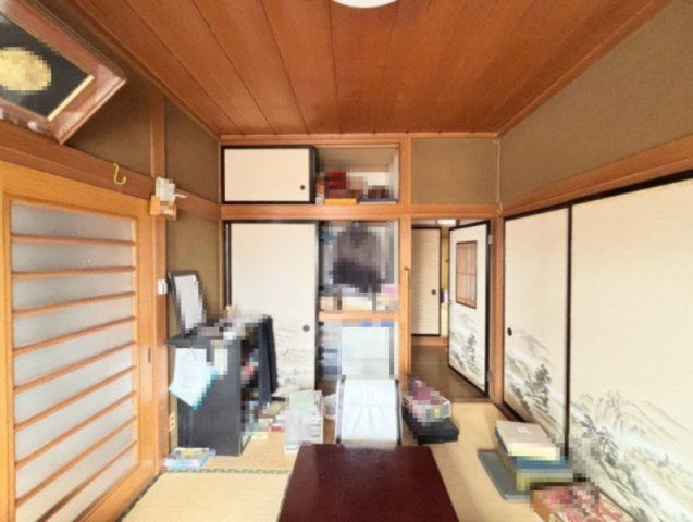 【内装】 | 土地186坪　前橋市堀之下町中古 | ※残置物はプライバシー保護のためモザイク処理、または加工により消去してあります。残置物は撤去予定です。