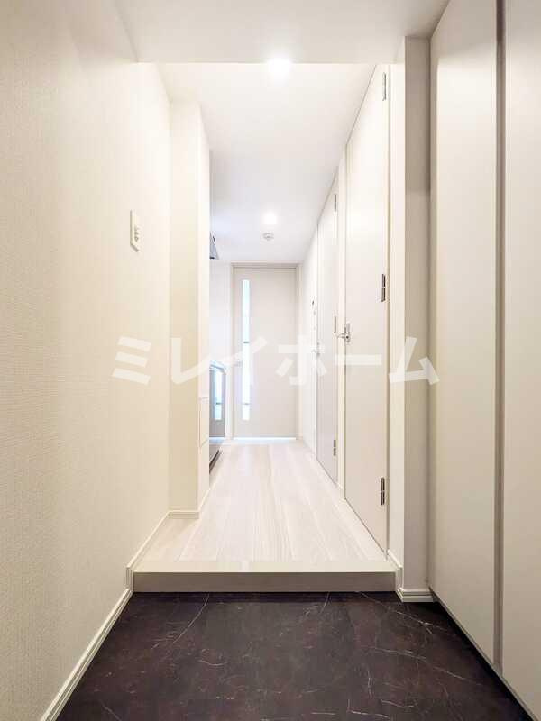 Ｓ-RESIDENCE矢口渡aglitterの玄関