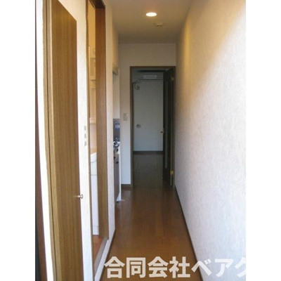 【内装】 | アンプルールフェールエアリーズⅡ | 内装は落ち着いています