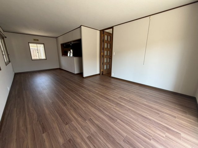 和歌山市粟・中古戸建・115654の居間・リビング