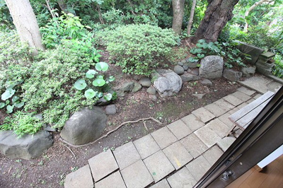 【庭】 | 岩田邸