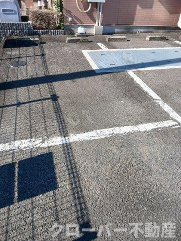 ハーモニーハイツ横井の駐車場