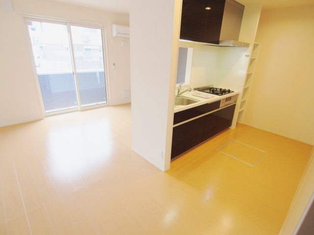 D-room上影　A棟の居間・リビング