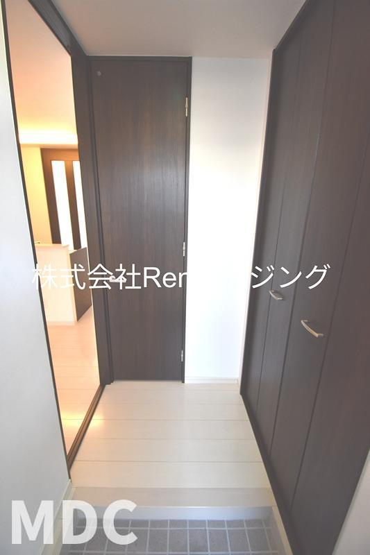 リブスタイル IIの玄関