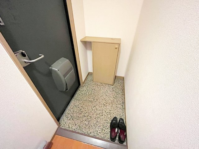 ブルーハイツの玄関