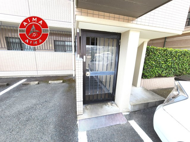 千早1丁目パークマンションの構造・工法・仕様|光と風が通り抜ける、クリーンで健康的な共用部