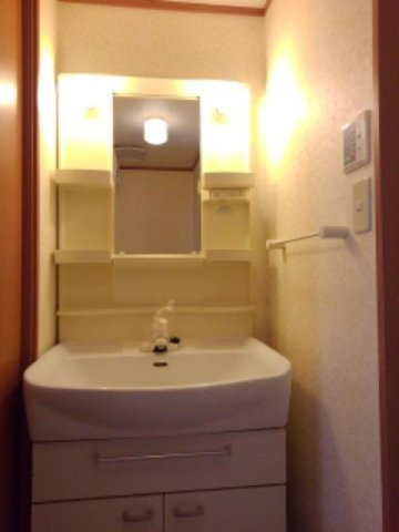 グリーンリーフ　Ｃの洗面所|コンパクトで使いやすい洗面所
