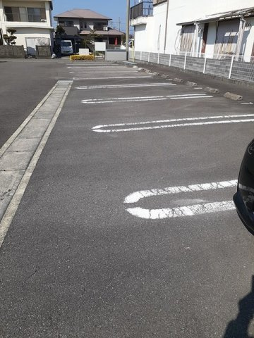 ルミエール出来町の駐車場|駐車場です
