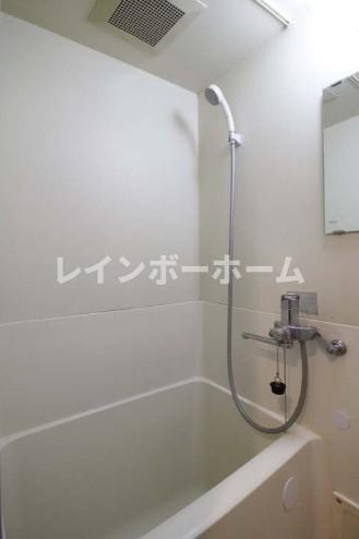 東和プラザAB館の浴室