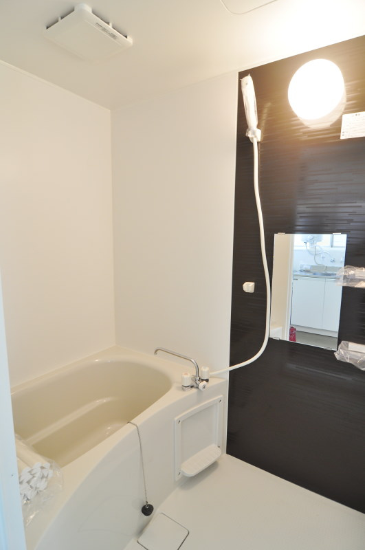 オリーブガーデンハウスの浴室|日々の疲れを癒すお風呂付です