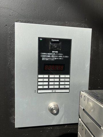 コンフォートわせだのエントランス|ゆとりのあるエントランスです