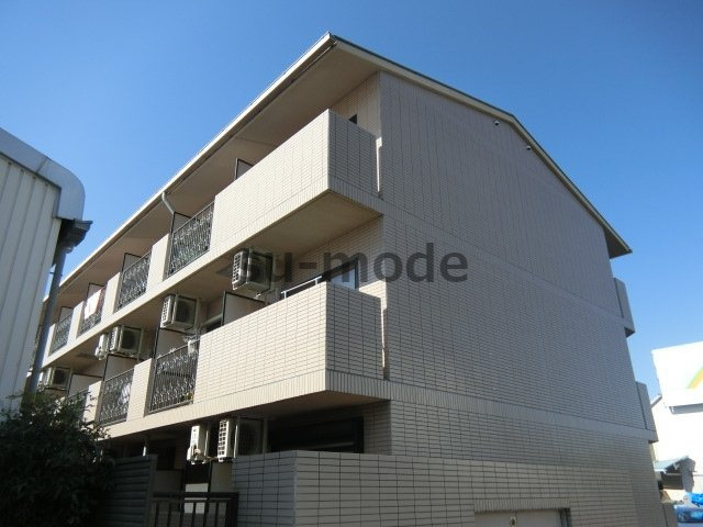 エアフォルク沢良宜の外観