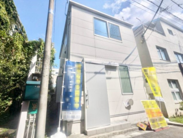 杉並区阿佐谷南2丁目　中古戸建の外観|都市機能の利便性と豊かな緑に恵まれた住環境。

現地ご見学希望・資料請求などお気軽にお問い合わせ下さい！
03-5990-5201