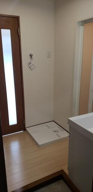 サントワマミー王子神谷の玄関