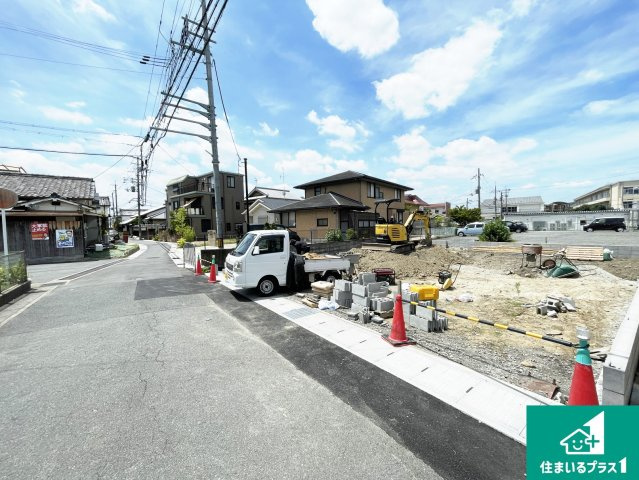 宇治市伊勢田町毛語　第1期　新築一戸建ての前面道路含む現地写真|現在の進捗状況です！順調に作業進行中、完成が待ち遠しいです！詳細の間取り等、お気軽にお問い合わせください！