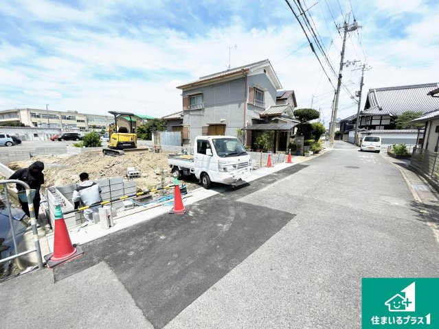 宇治市伊勢田町毛語　第1期　新築一戸建ての前面道路含む現地写真|現在建築中！落ち着いた街並みで新生活を始めることが出来そう！周辺の物件も併せてご紹介させて頂きます！