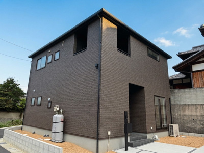 【外観】 | 新築　リーブルガーデン鴨方町六条院中　全2棟 | 1号棟外観
