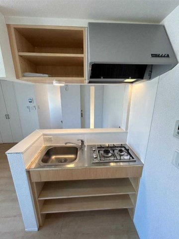 ザレジデンス東十条のキッチン|※同じ間取りの302号室の写真のためイメージです。