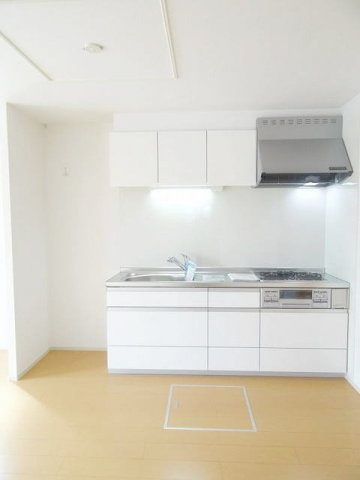 ウィステリアタウン　Ⅸのキッチン|コンパクトなキッチンで掃除もラクラク