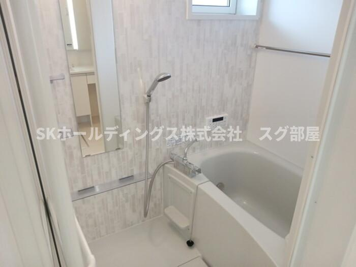グレーシアタウン木崎　B棟の浴室