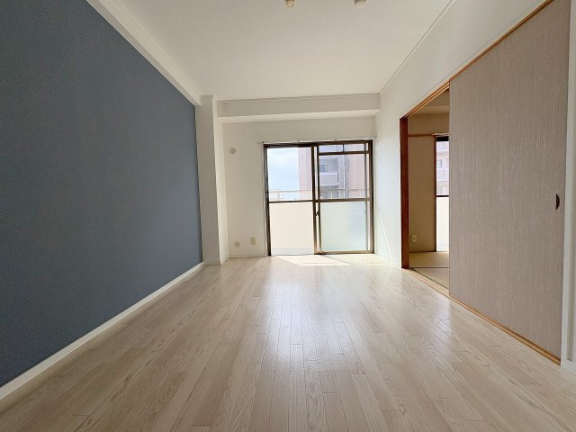 マンション摂陽の居間・リビング