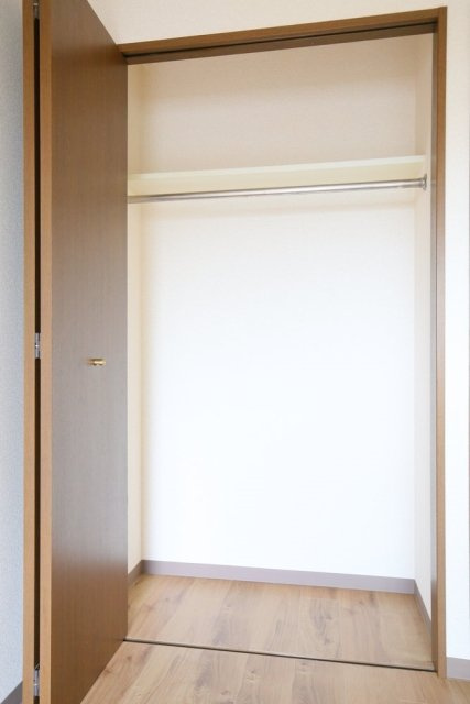 フェニックス笹塚壱番館の収納|クローゼット