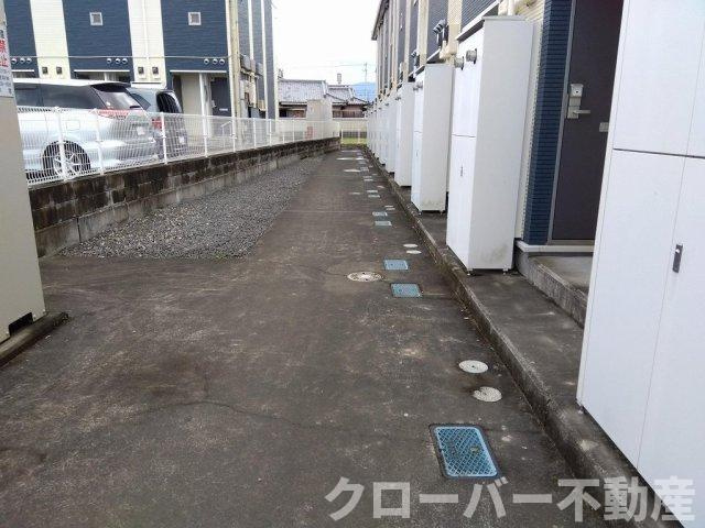 レオネクストグランデ　セコンドのエントランス